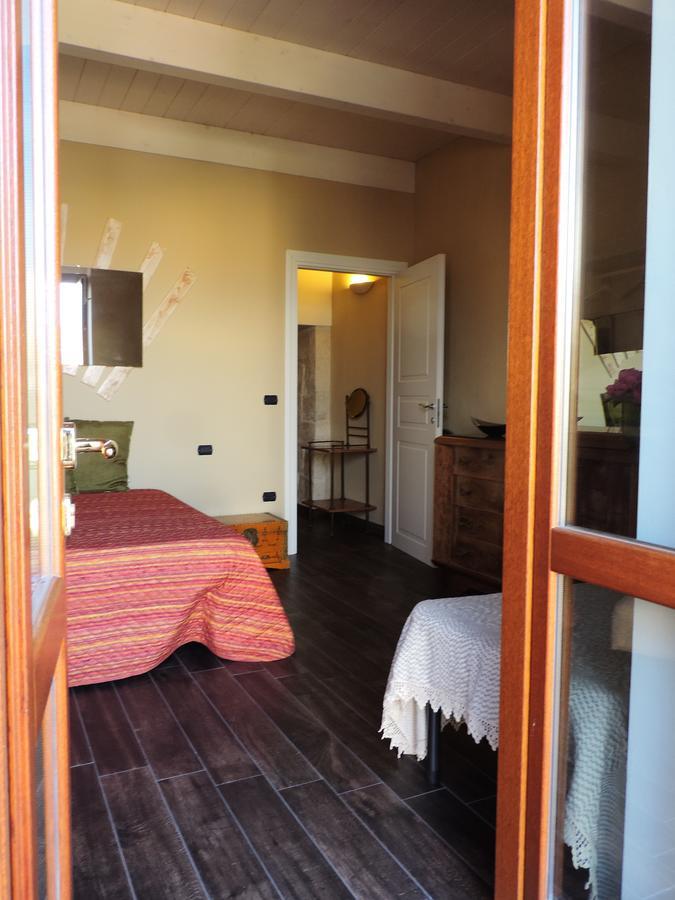 B&B Danonna Ittiri Ngoại thất bức ảnh